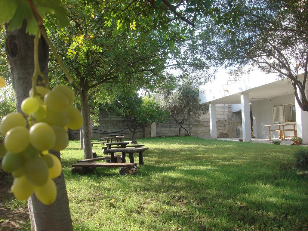 Bed and Breakfast Grazia Deledda Galtellì Exterior foto